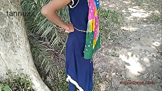 Punam open-air teenage chick making out